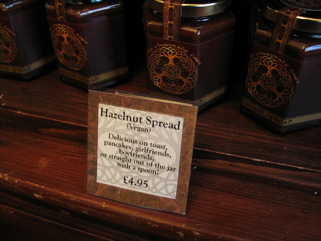 This sign is excellent. As is the nomlicious spread.